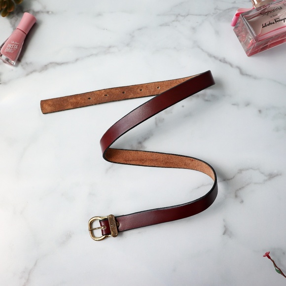 Etienne Aigner Accessories - VTG ETIENNE AIGNER brown leather belt thin